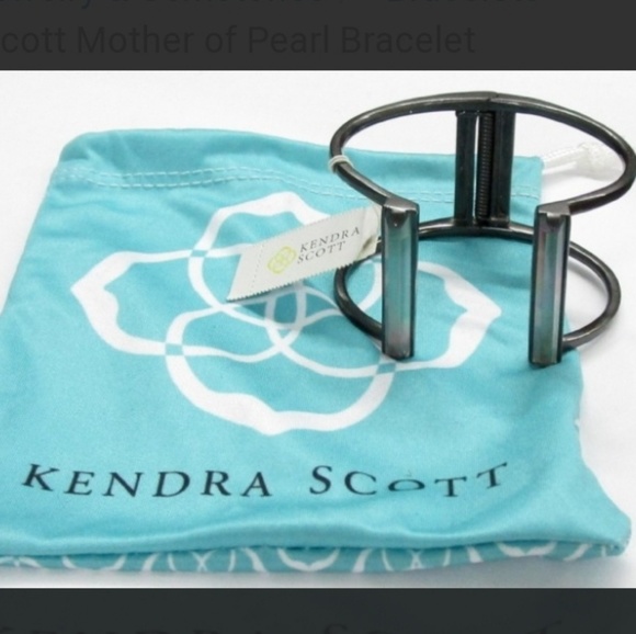Kendra Scott Jewelry - KENDRA SCOTT GAVIN CUFF